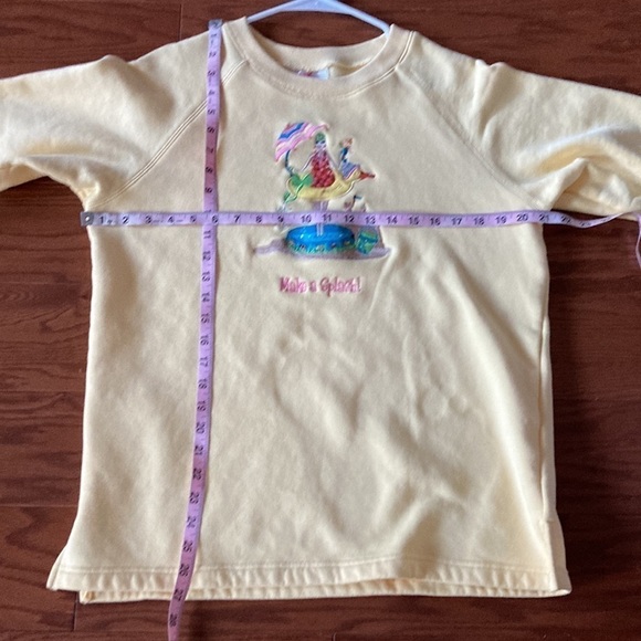 Quacker Factory Yellow Sweatshirt Make a Splash Size Medium Like New - Picture 8 of 9